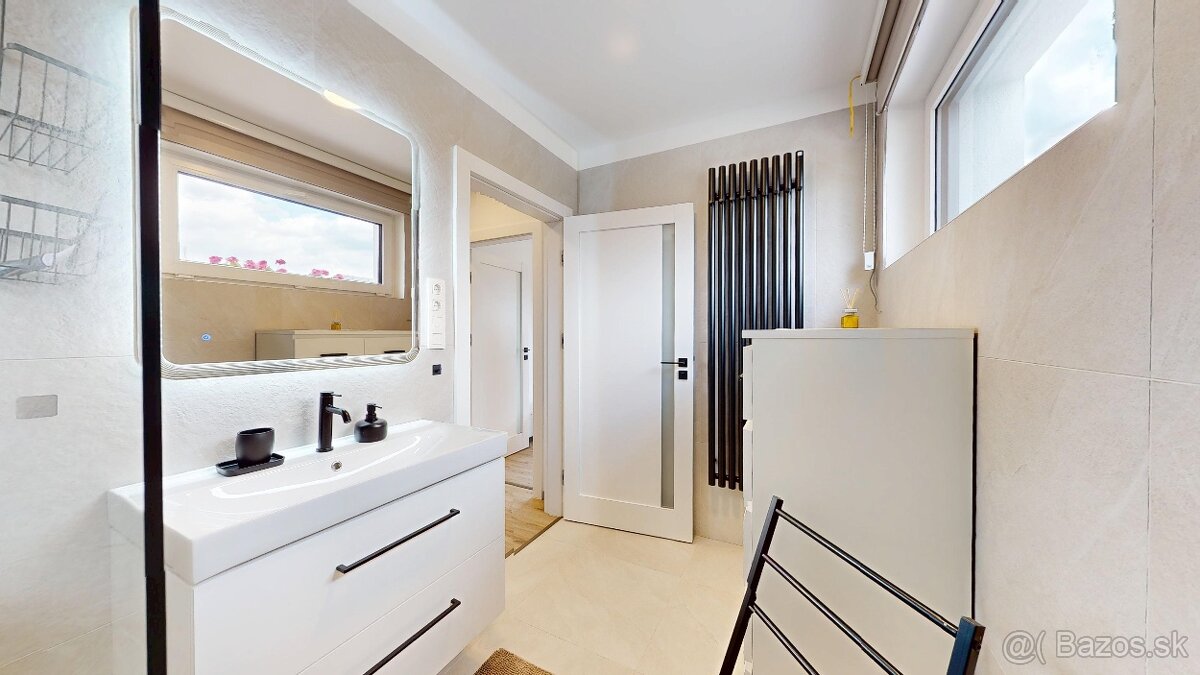 3-izbový apartmán s balkónom v rakúskych Alpách - 9