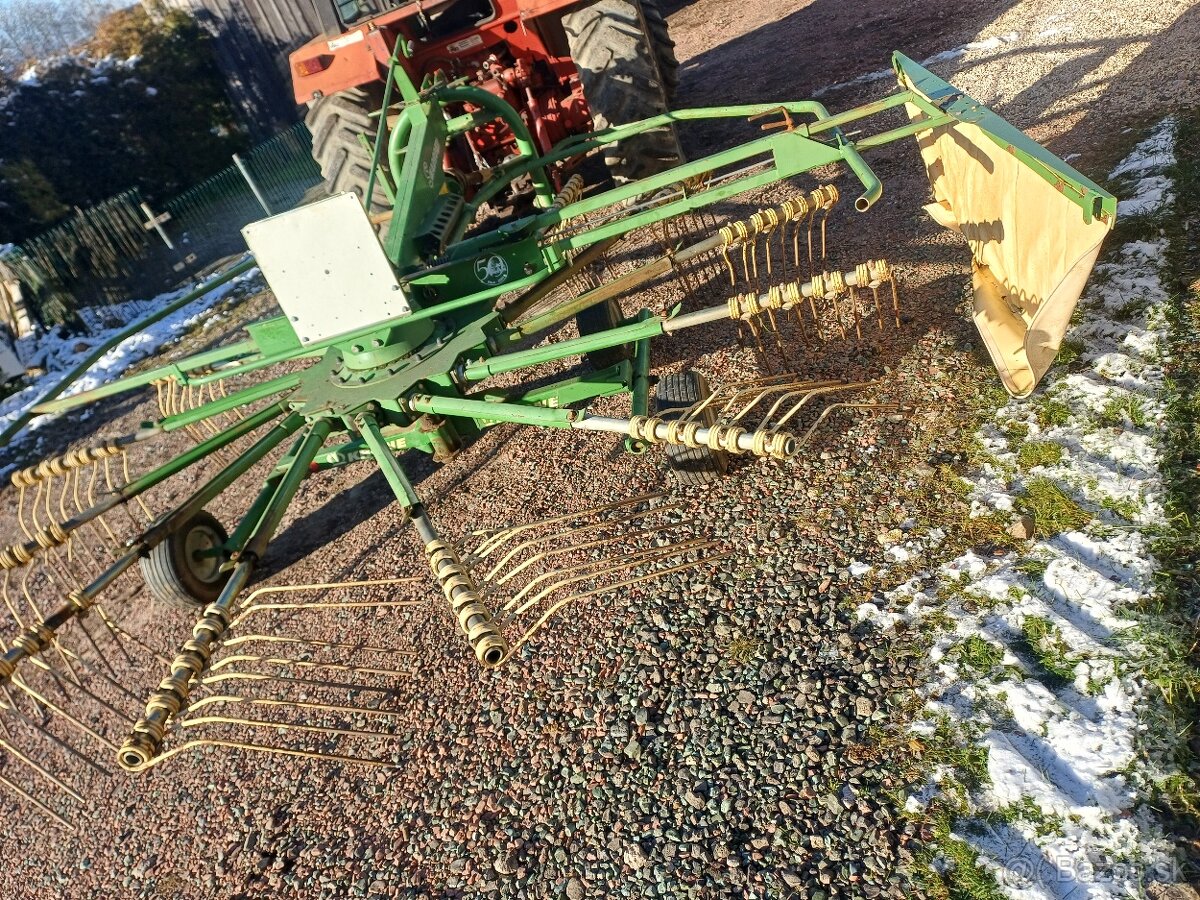 Zhrnovac sena, zhrabovac, riadkovac, hrabacka krone - 9