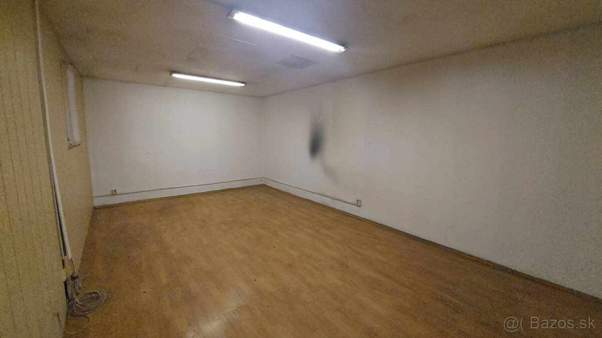 RealityKolesár prenajíma sklad 440m2 Jazero Košice IV - 9