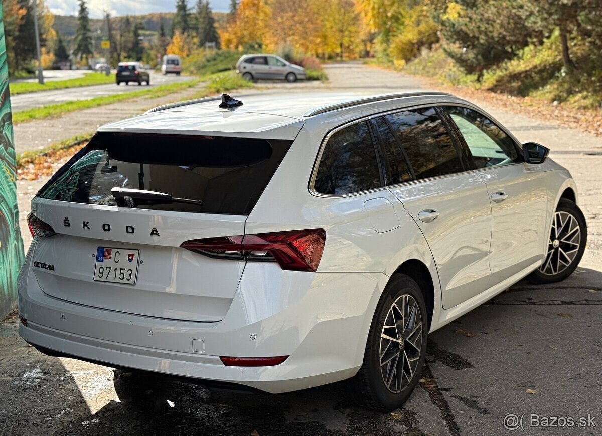 ŠKODA OCTAVIA IV 2.0TDI STYLE MATRIX LED VIRTUAL HEAD UP - 9
