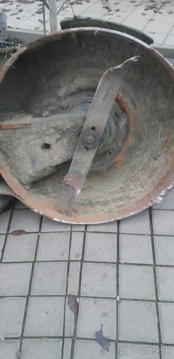 Predám záhradnú techniku - 9