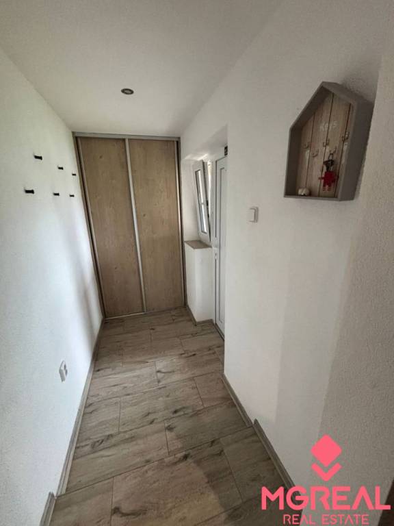 Rodinný dom Dvorany nad Nitrou - 9