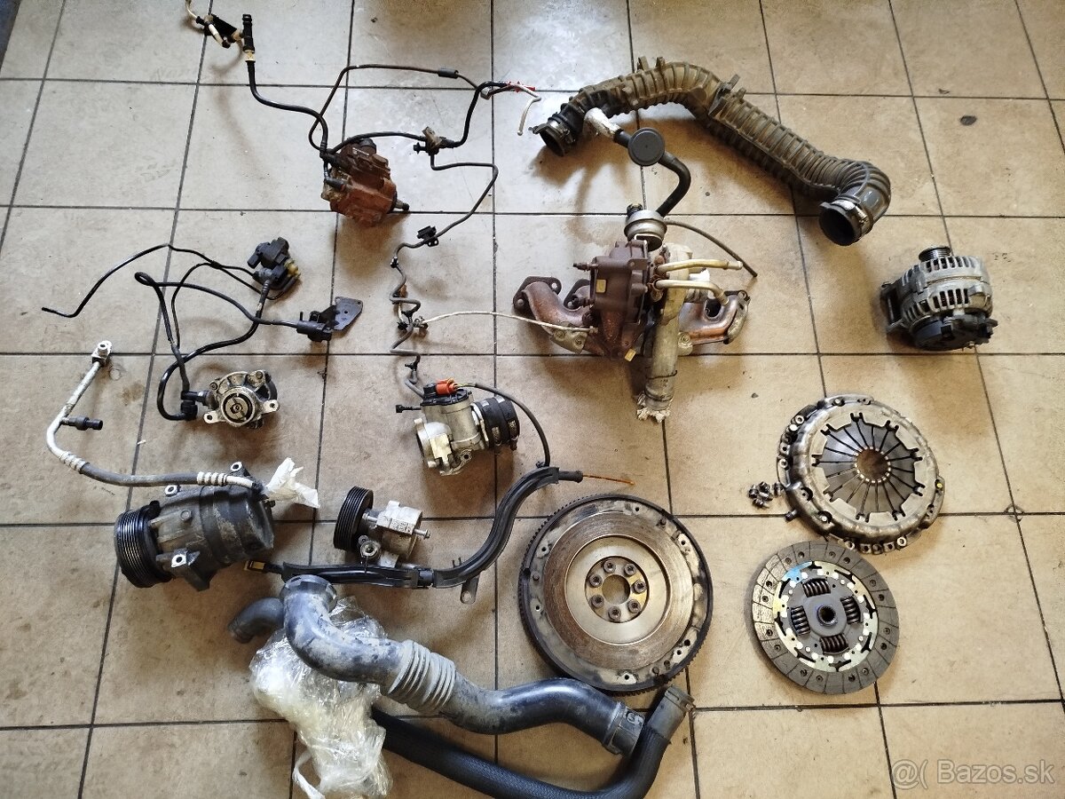 Hlava Motora Renault 2,5dti 107kw - 9