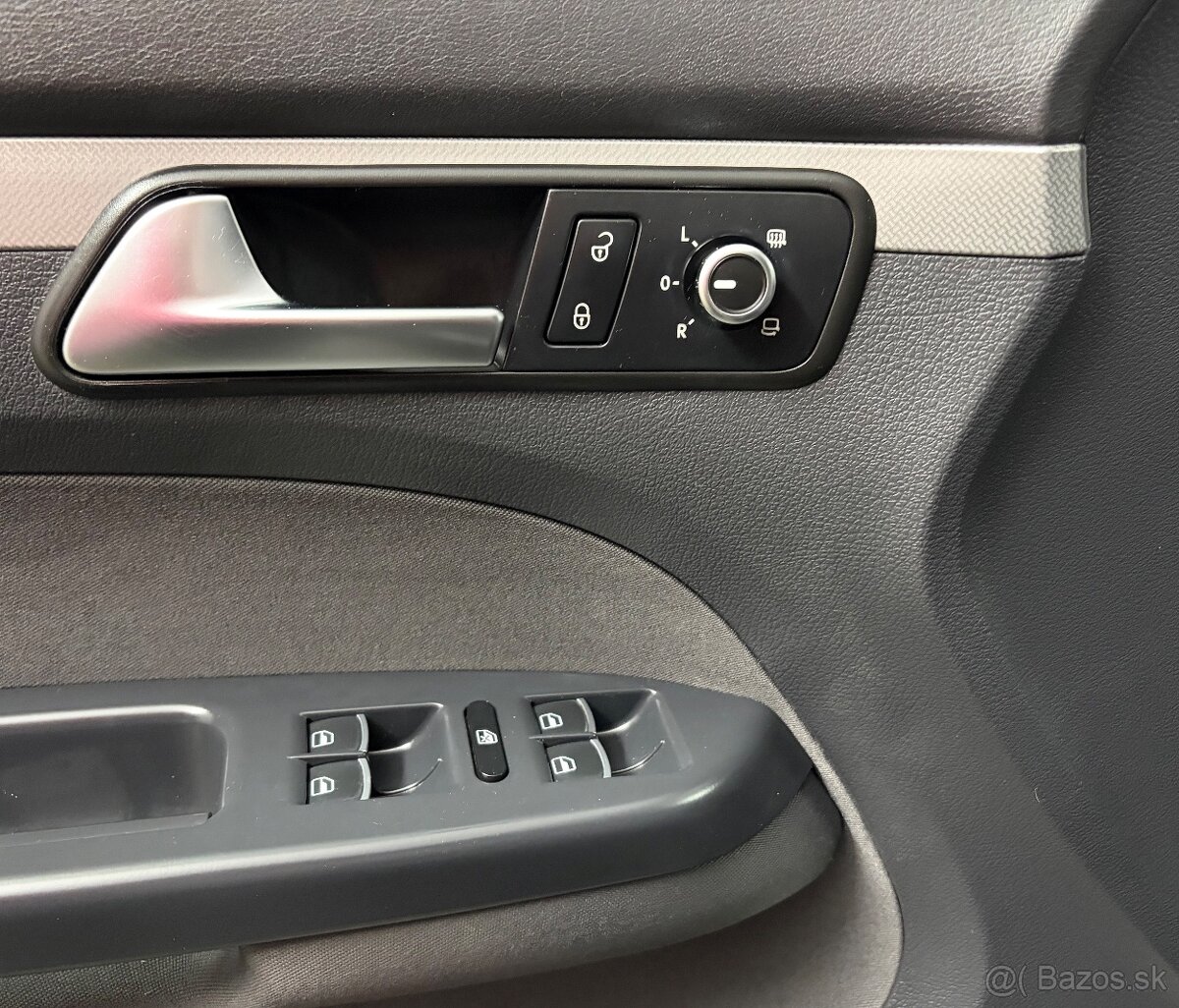 Volkswagen Touran 2.0 TDi, A6, MATCH - 9