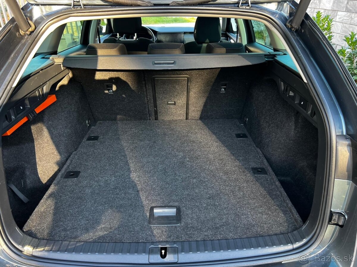 Škoda Octavia Combi 2.0 TDI SCR Style DSG - 9