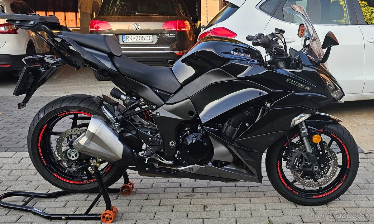 Kawasaki Z1000sx - 9