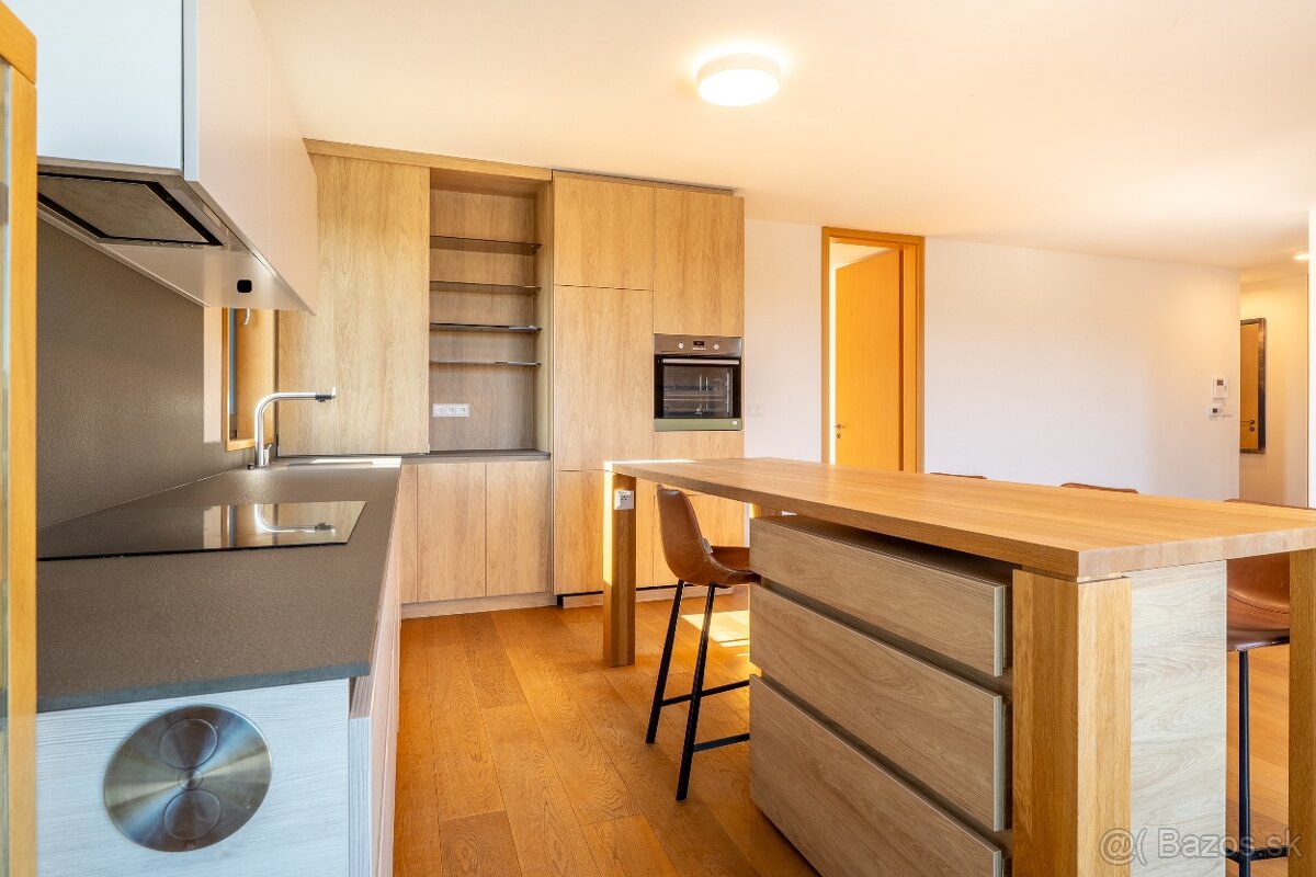 3 izbovy byt Horsky park s nadhernym vyhladom - 9