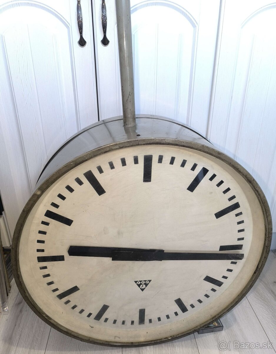 Obojstranné hodiny pragotron - 9