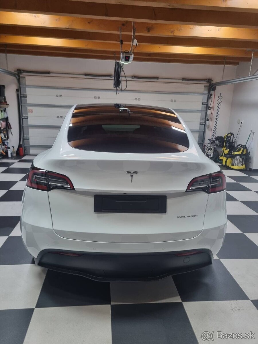 Tesla Model Y Long Range AWD Berlin - 9