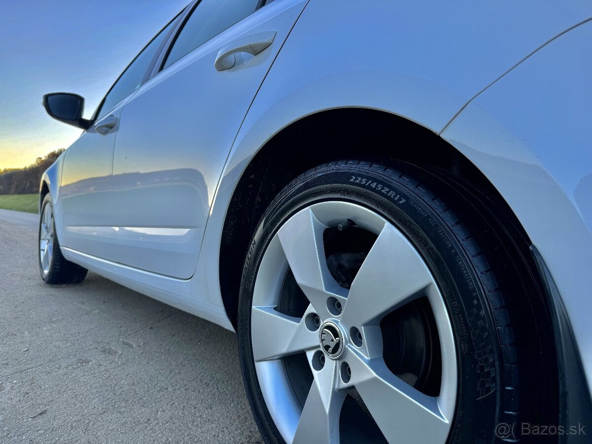 Škoda Octavia III 1.2 TSI 77kW Elegance - 9