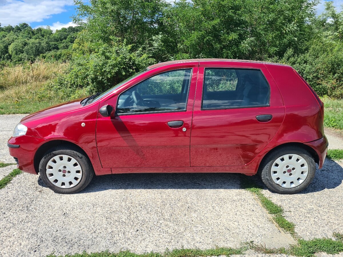 Fiat Punto 2009 1,2 8v benzín klíma - 9
