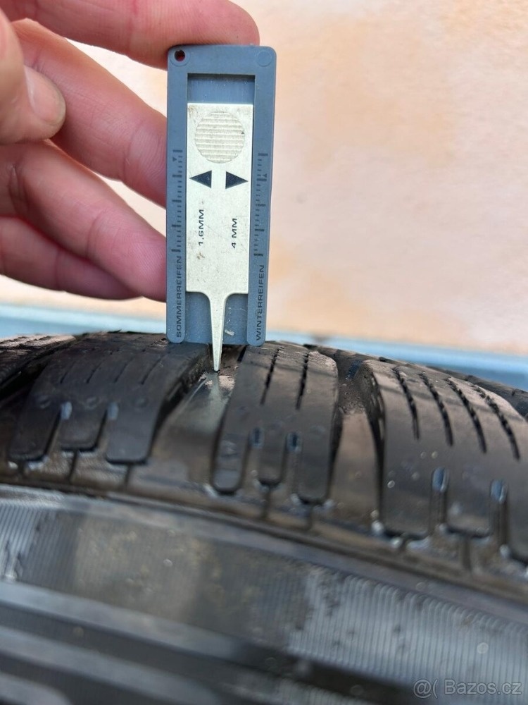 zimní kola Mercedes GLC 19 originál - 9