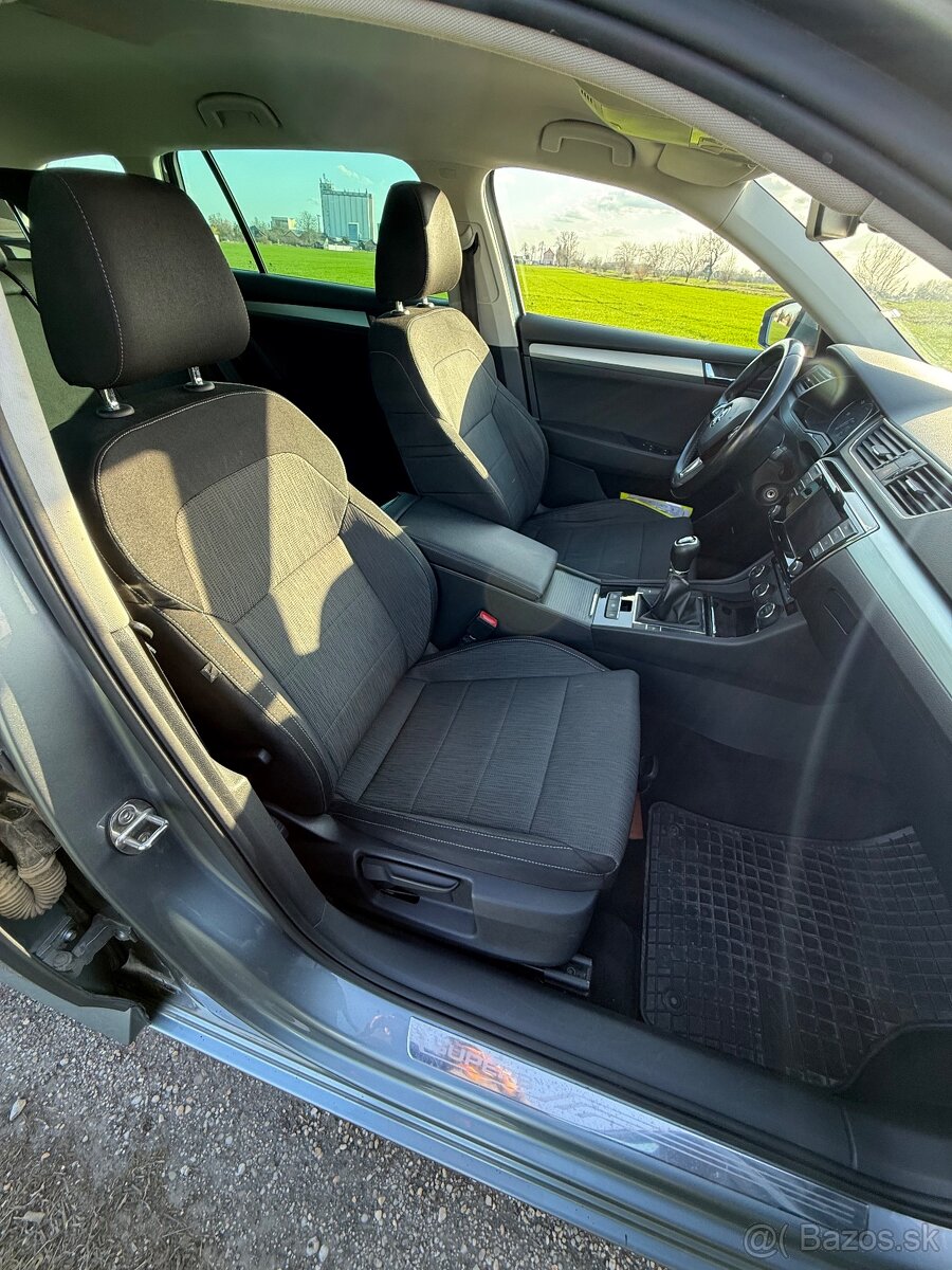Škoda Superb Combi 1.6 TDI - 9