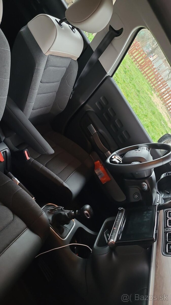 Citroen C3 PureTech 110 S&S Feel Pack-Top stav - 9