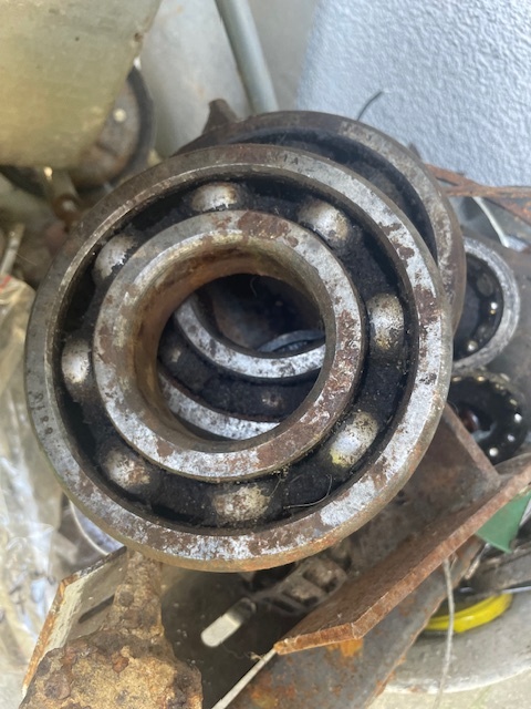 Predaj príslušenstva zo starej dielne - 9