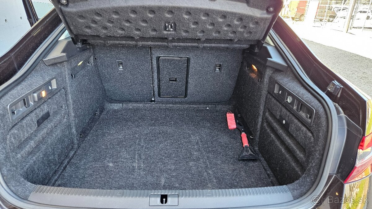 Škoda Superb 2.0 TDI SCR Style 4x4 DSG 190PS - 9