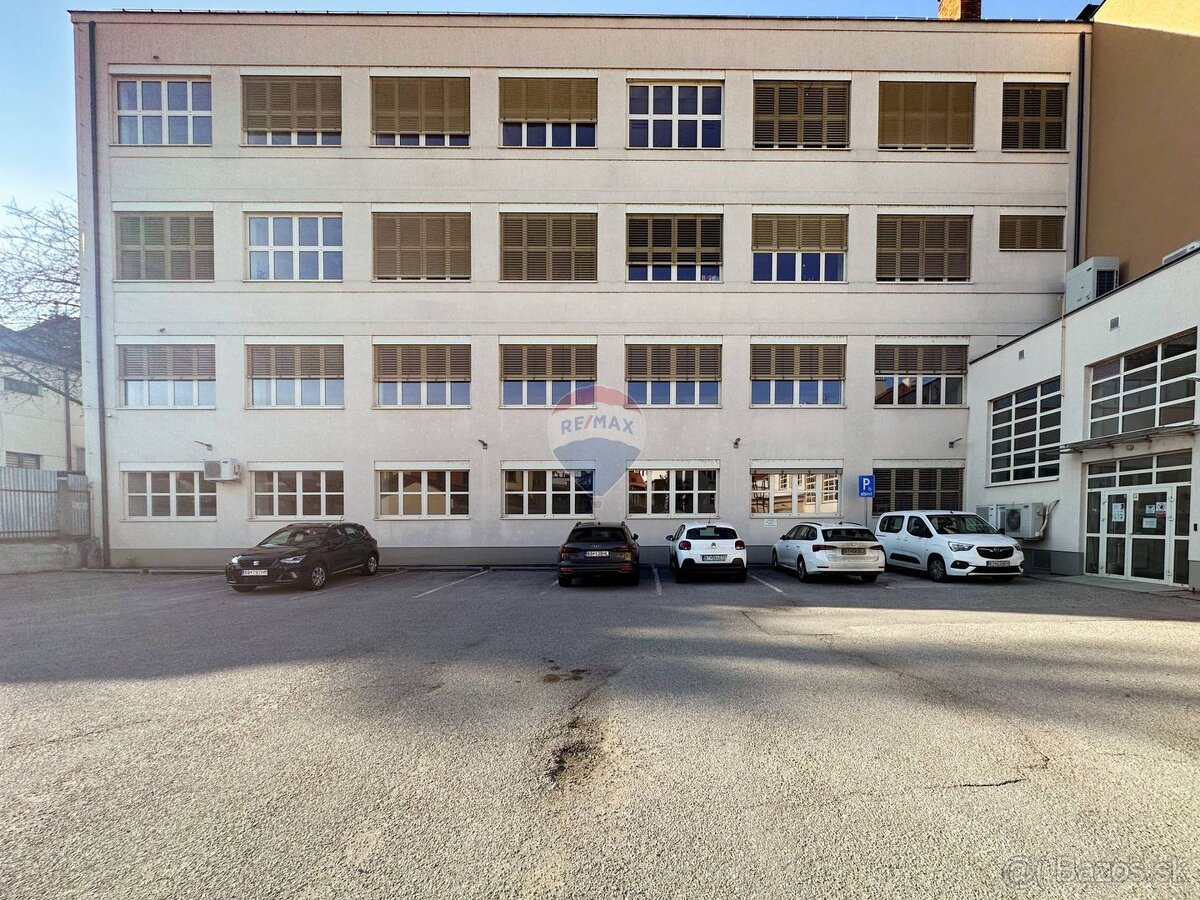 PRENÁJOM | Administratívny priestor s parkovaním na Skuteck - 9