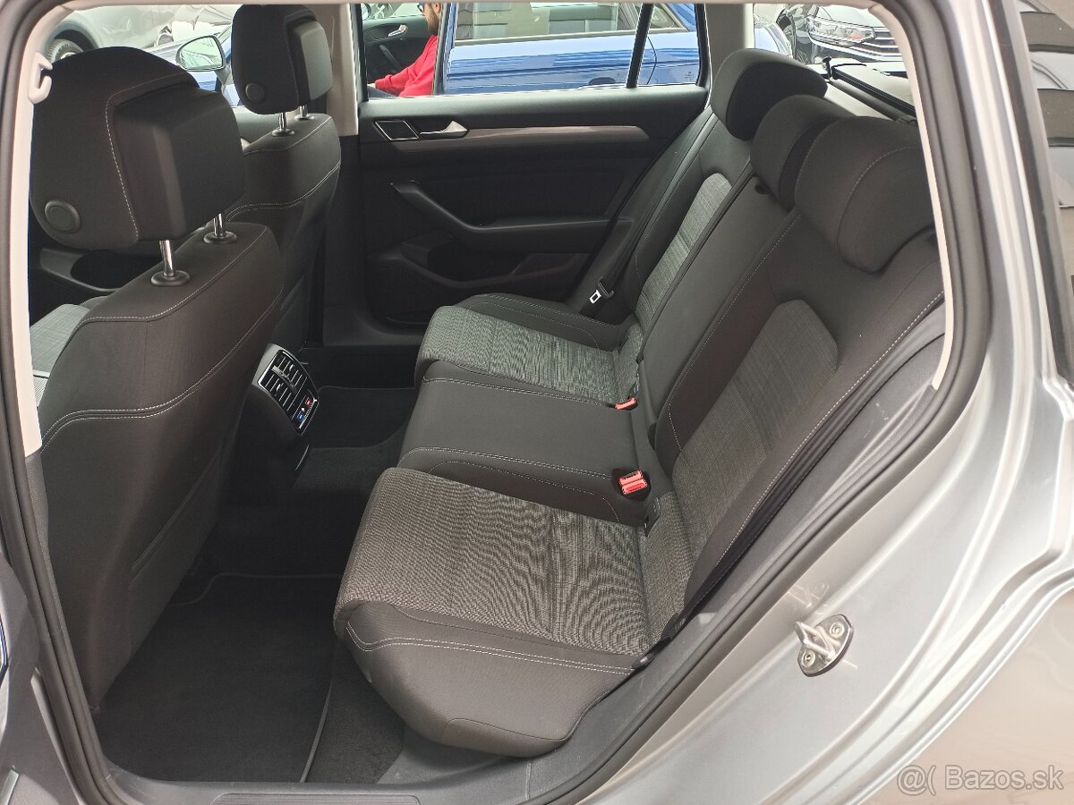 VW Passat B8 Variant 2.0TDI 110kW DSG - záruka Autodraft - 9