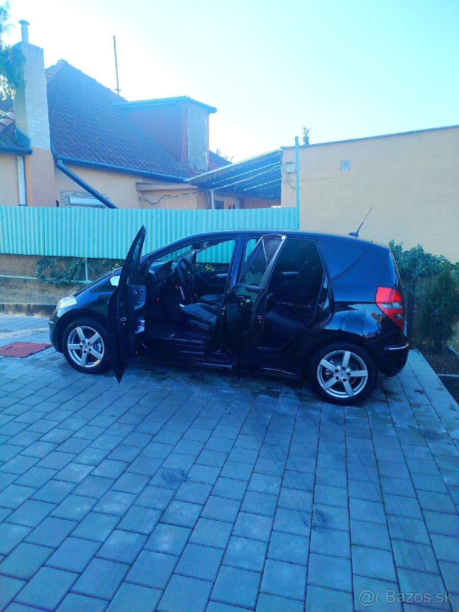 Mercedes Benz A170AT - 9