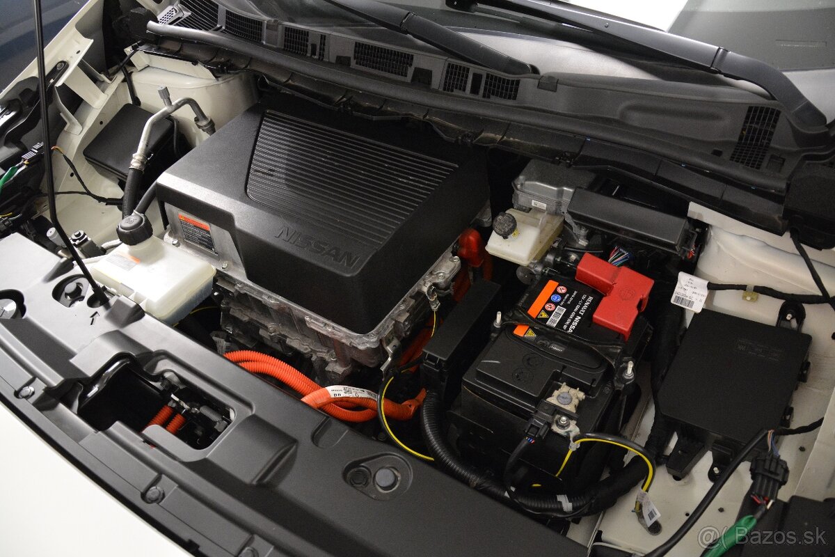 NISSAN Leaf Acenta 110KW 1 MAJITEL KAMERA - 9