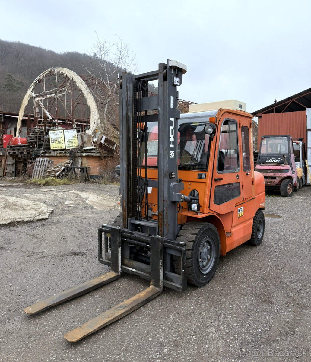 Heli CPYD 45, Nissan LPG, kabína, r.v. 2013, 1027 mth - 9