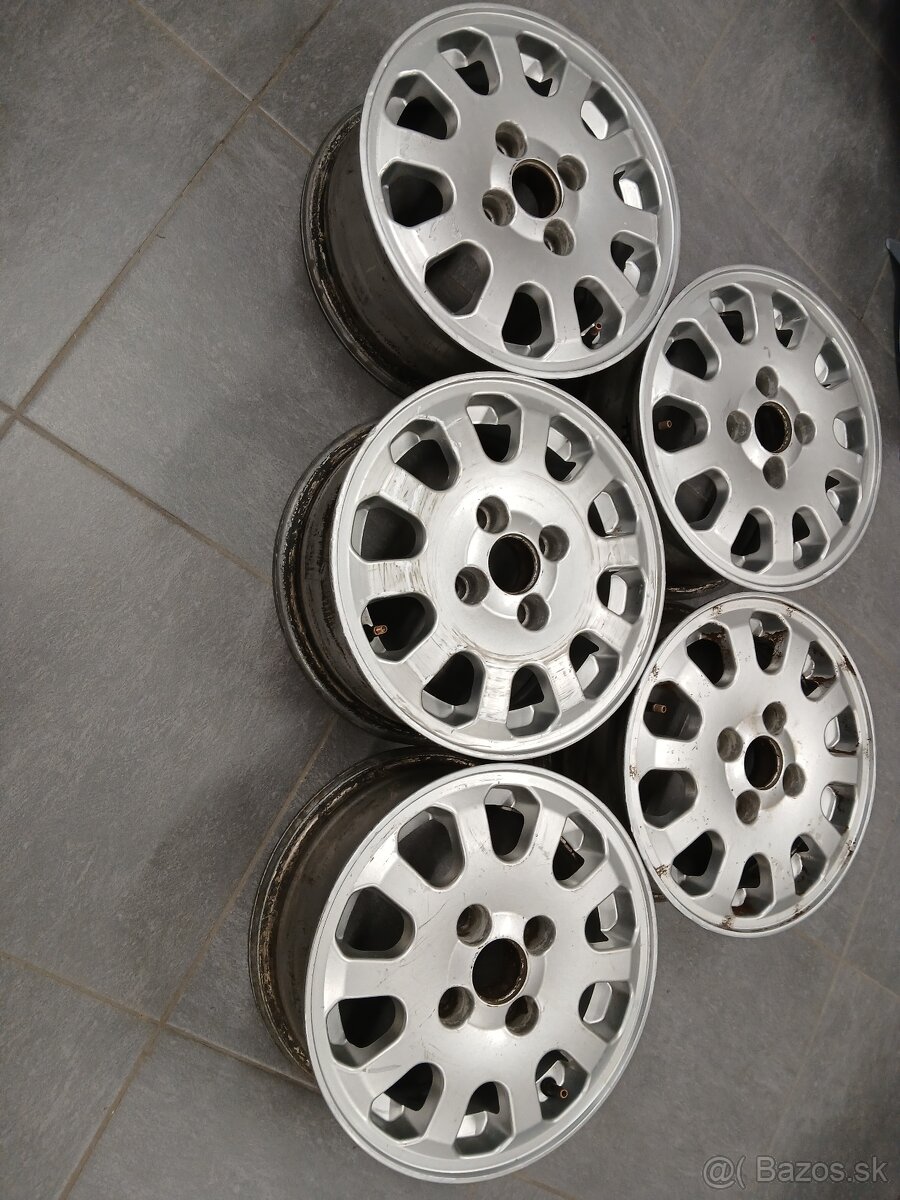 Felicia mystery 4x100 r13 - 9