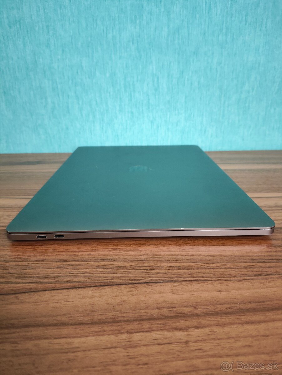 Apple MacBook Pro 15 A1707 – i7 / 16GB / 512GB - 9