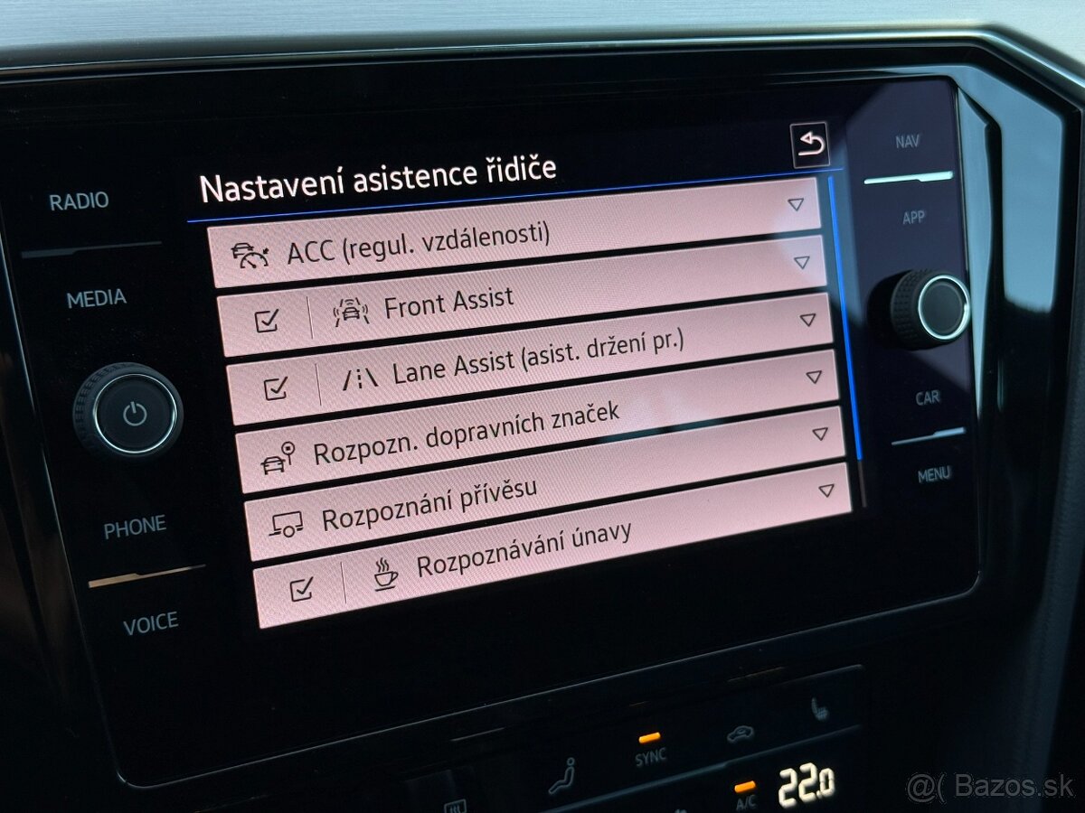 VW Passat Variant 2.0TDI 110kW DSG Elegance IQ ACC Kamera TZ - 9