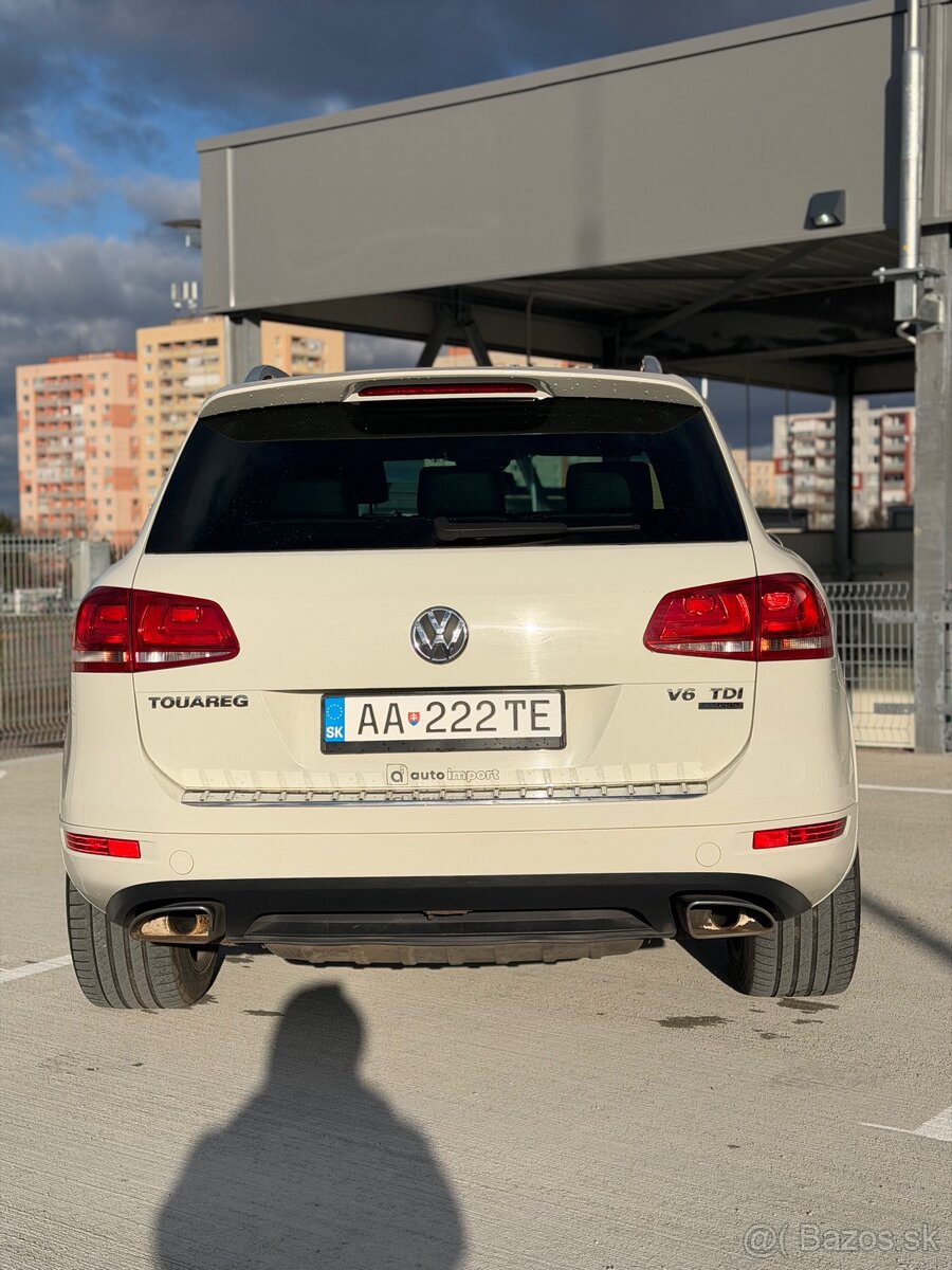 VW Touareg 3.0 TDi - 9