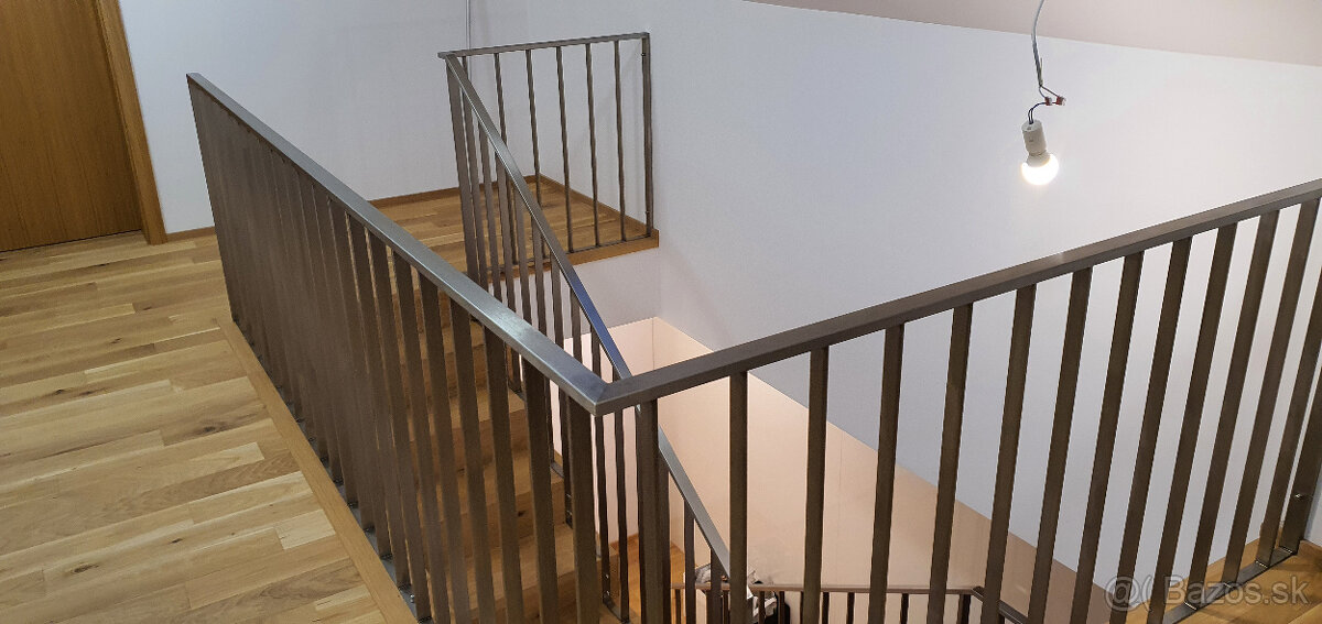 Nerez,hliník,kov-zábradlie,terasa,brána,schody,plot,madlo - 9