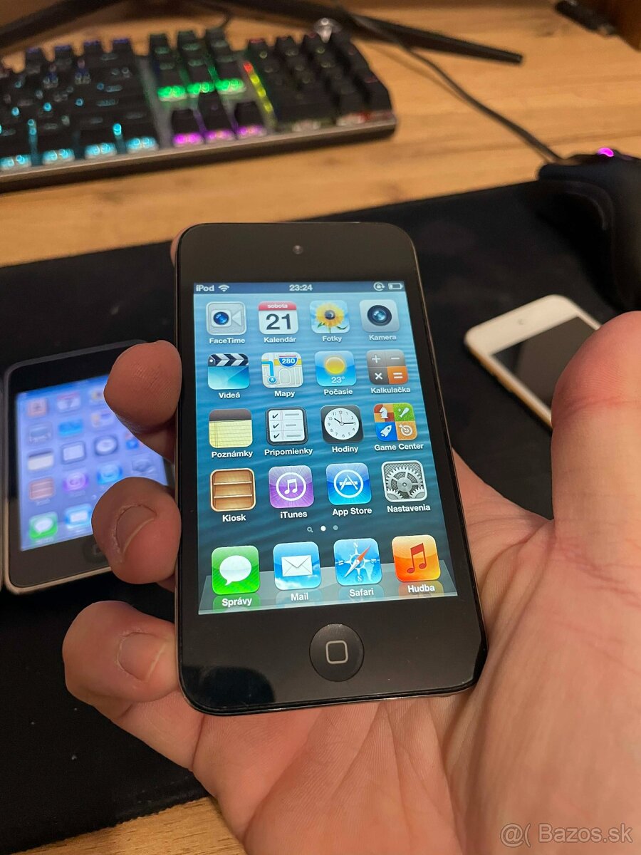 Zbiarka Apple iPod touch / iPad - 9