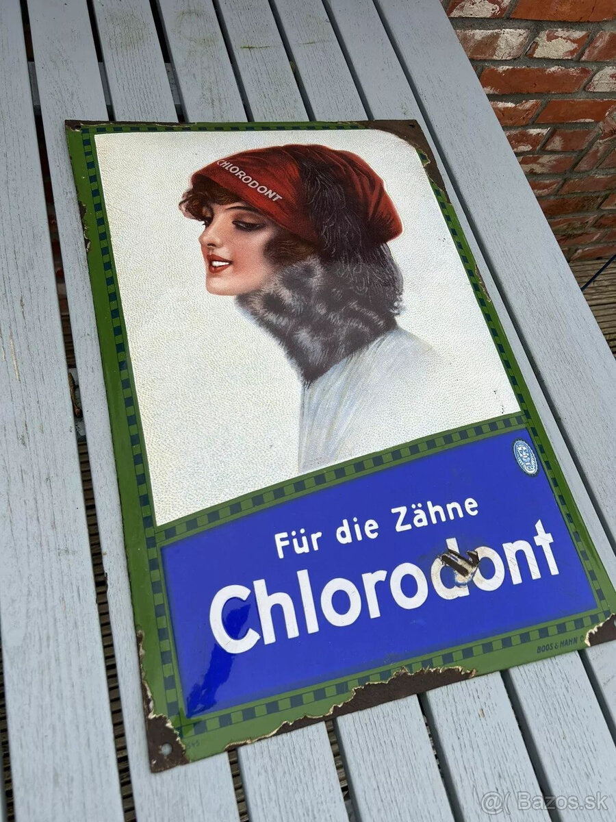 Smaltovaná ceduľa s chlorodontovou ženou, originál okolo rok - 9