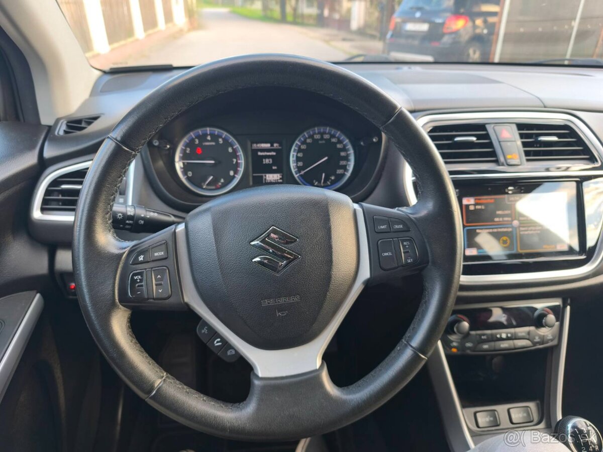 Suzuki SX4 S-CROSS 4x4 rok 2016 - 9