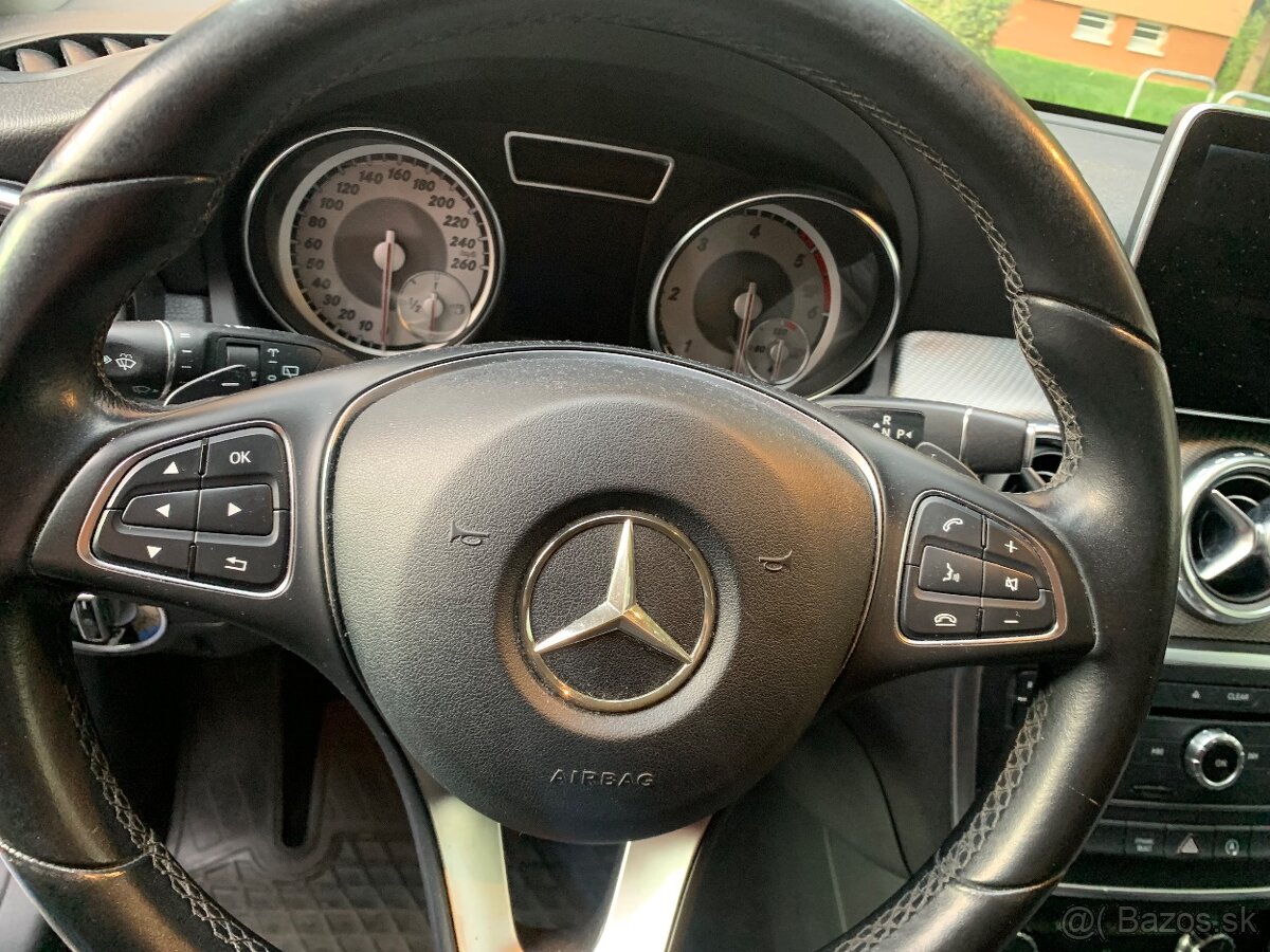 Mercedes GLA 200d - 9