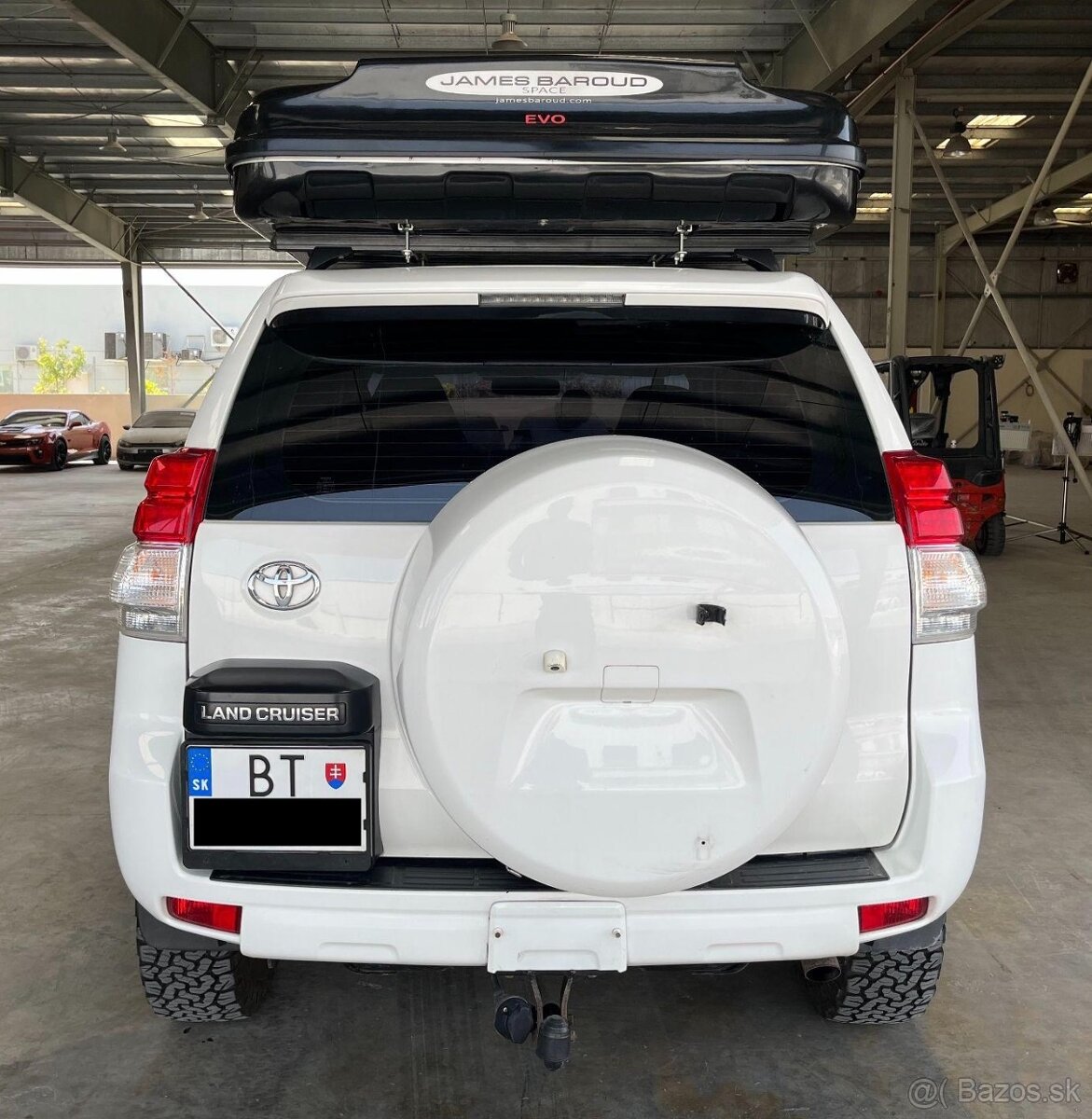 Toyota Land Cruiser Adventure - 9