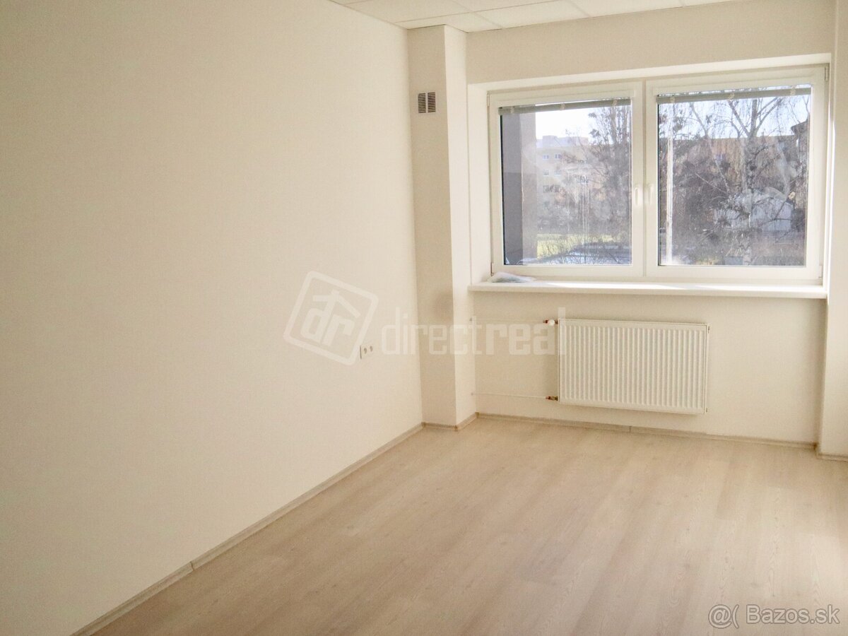 ADMINISTRATÍVNY ALEBO OBCHODNÝ PRIESTOR 16 m2 NA PRENÁ… - 9