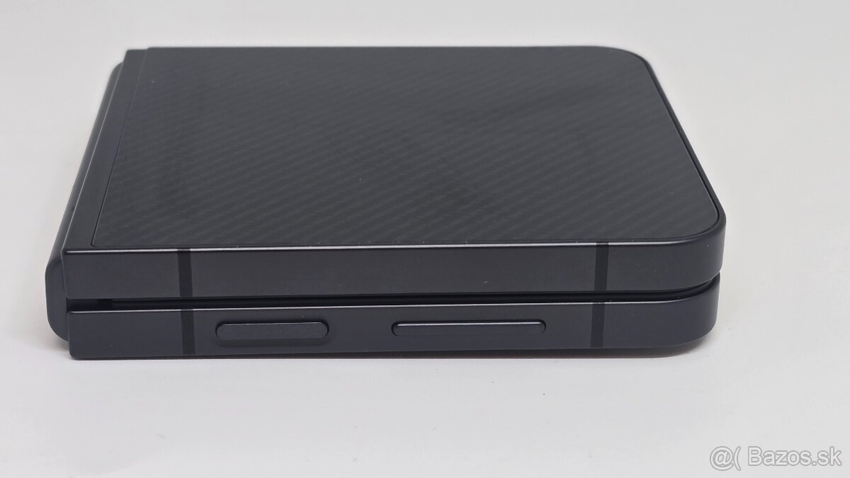 Samsung Galaxy Z Flip6 512GB - 9