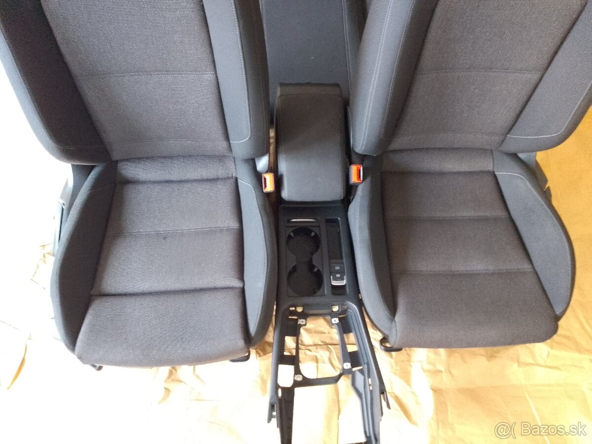 sedadlá VW Passat B8 - 9