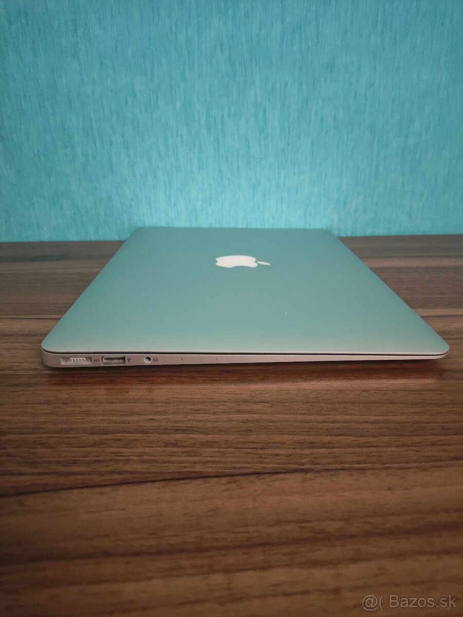 Apple MacBook Air 2017 – i5 / 8GB / 128GB - 9