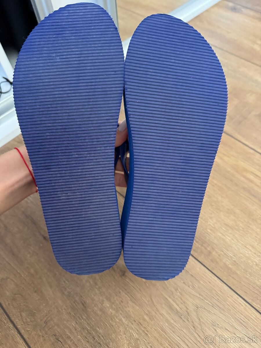 Desigual šľapky na platforme - 9