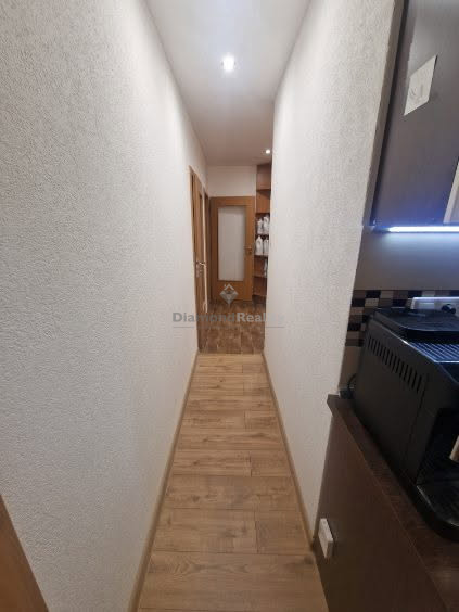 Na predaj: krásny 3-izbový byt po kompletnej rekonštrukcii – - 9