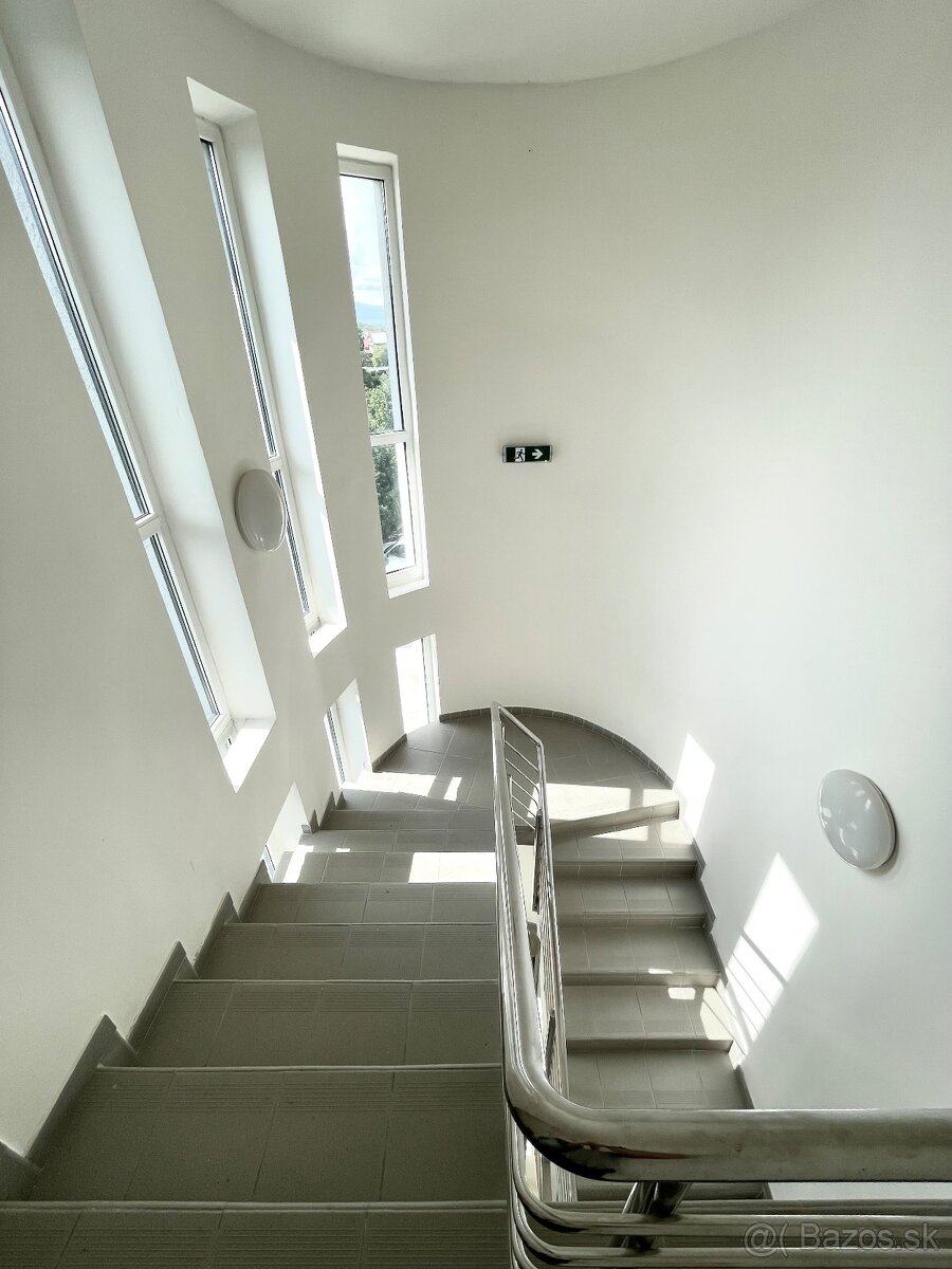 Na predaj 3+1 izbový byt po rekonštrukcii - 9