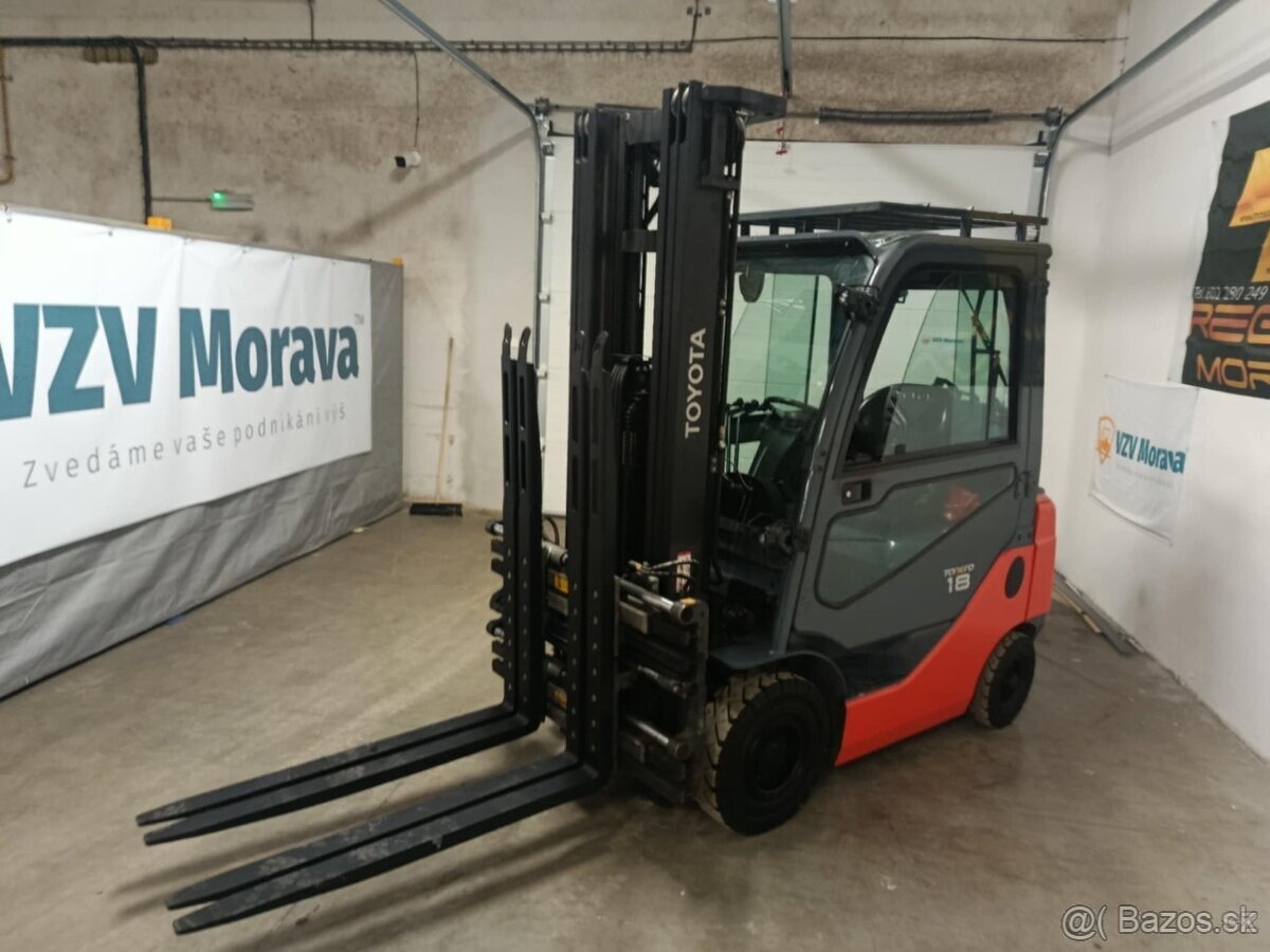 Čelni vozík Toyota 02-8FGF18 s Dvouvidlice - 9