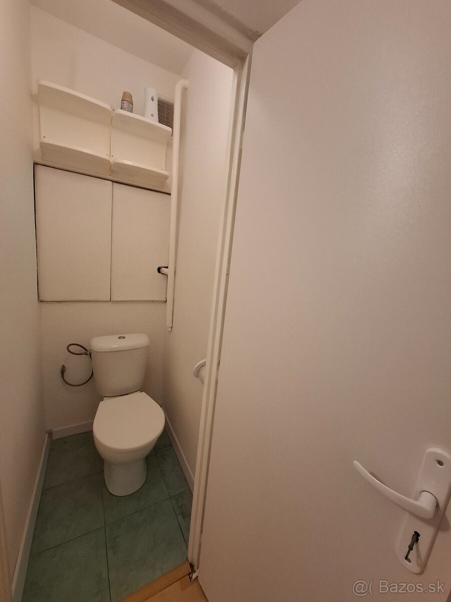 3 izbový byt v Hnúšťi - 9