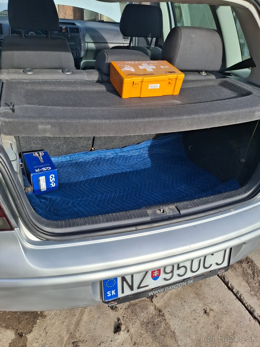 Volkswagen Polo 1.2 benzín - 9