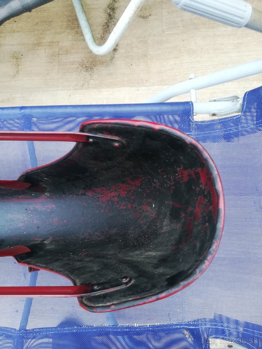 Predný blatník ČZ 2x - 9