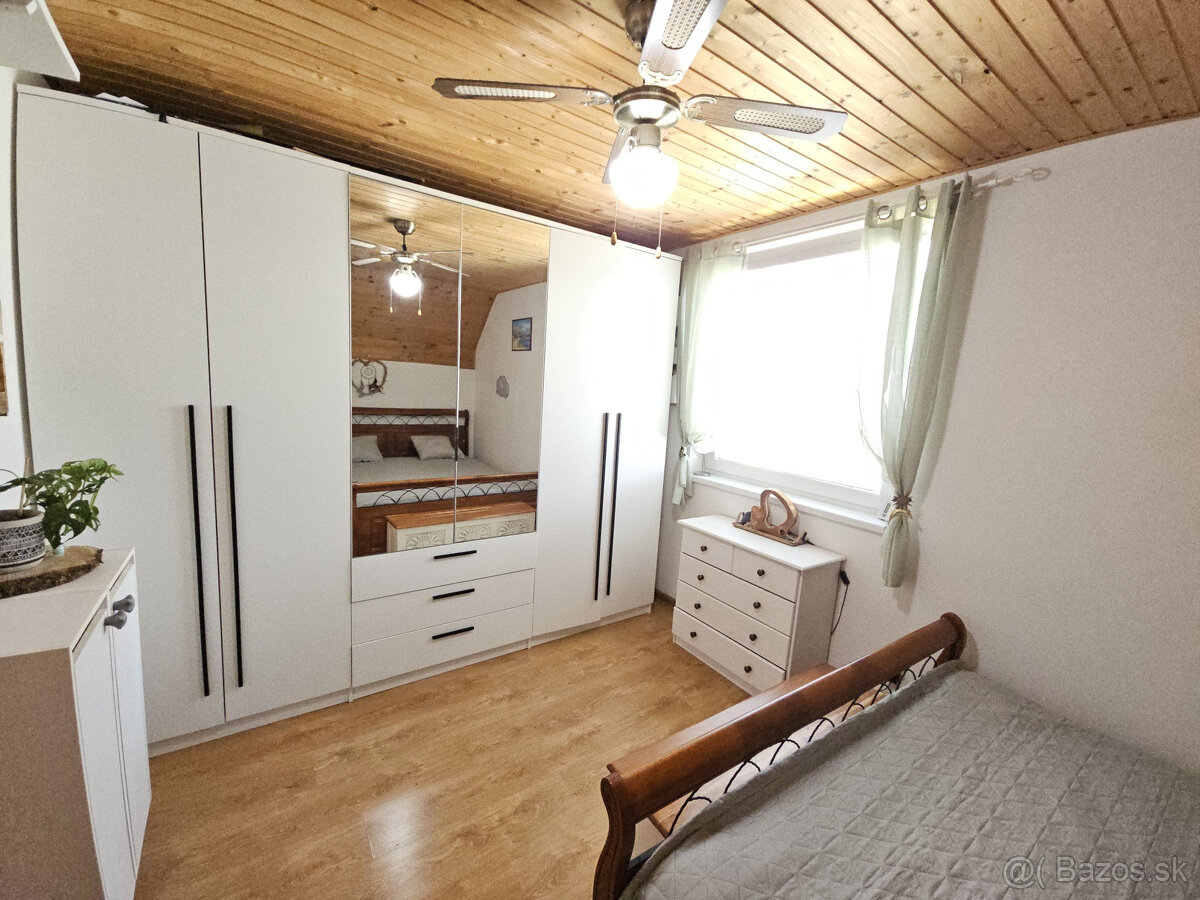 3 izbový mezonetový byt v RD s predzáhradkou a parkovacím mi - 9