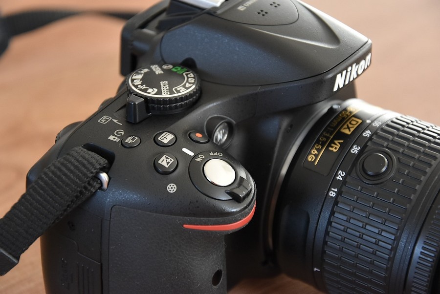 Nikon D5200 s VR objektivom 18 - 55 AF-P 7 tisic zaberov - 9