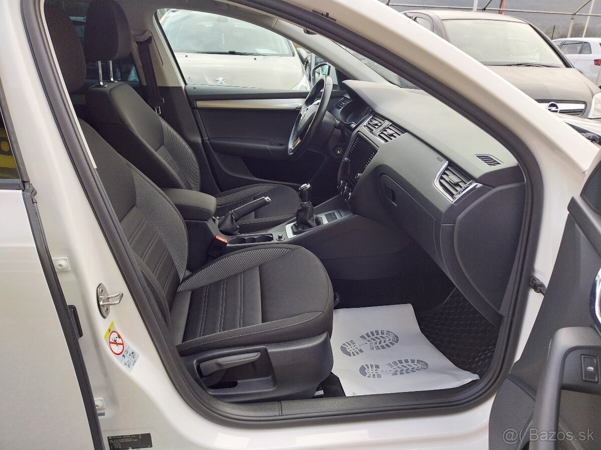 Škoda Octavia Combi 1.6 TDI 115k Ambition - 9