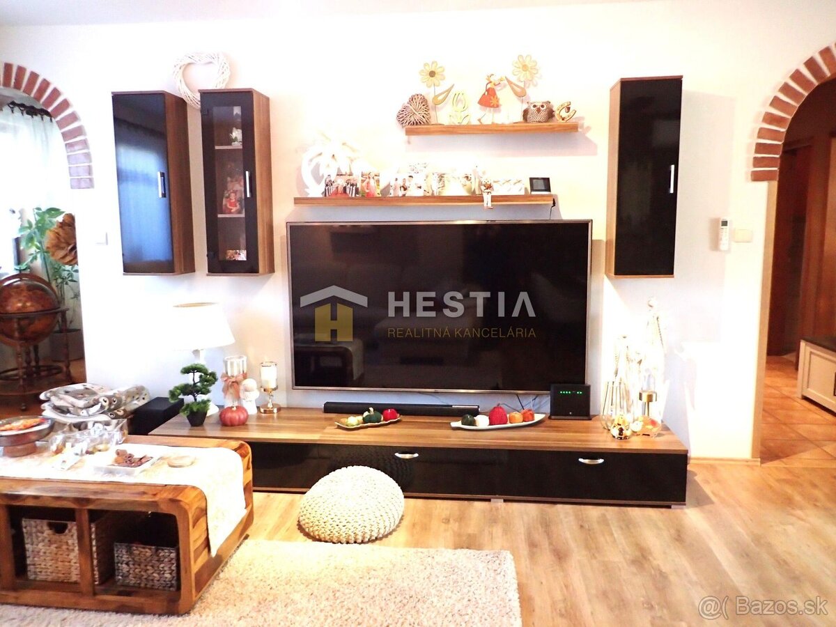 ZNÍŽENÁ CENA Bungalov s veľkým potenciálom Borský Mikuláš - 9